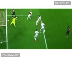 曼晚：缺乏比赛时间，梅努入选世界杯大名单的梦想变得渺茫