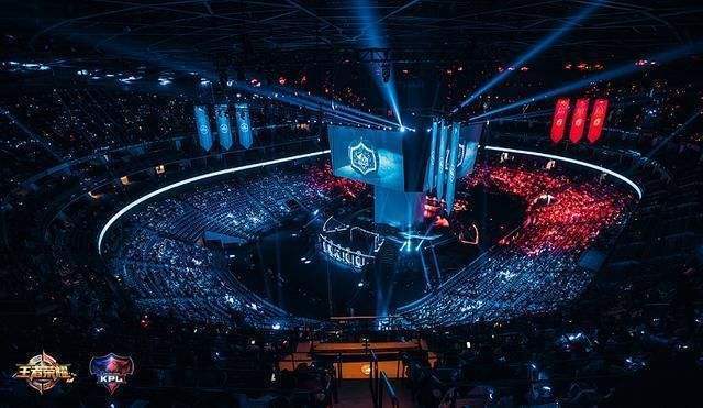 端的表现也 端的表现也