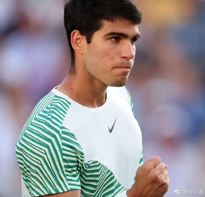 称的前世界 称的前世界